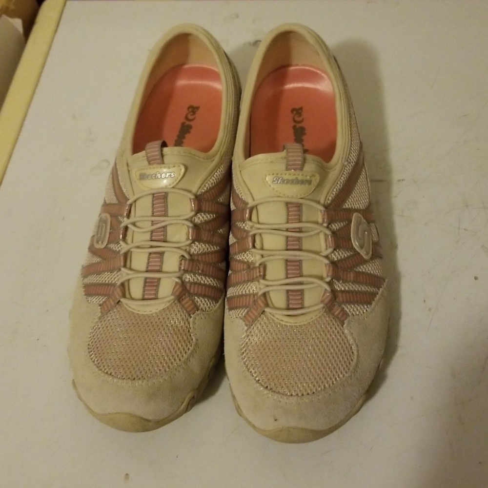 Skechers Slip On Sneakers Beige Pink 9